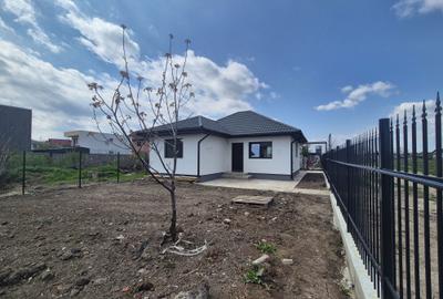 Casă cu 3 camere în Afumați - 9
