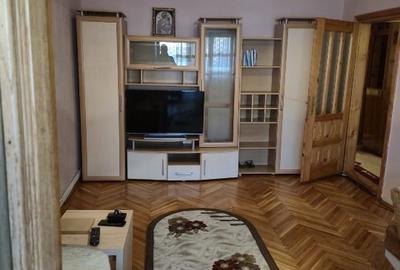 Apartament cu 3 camere decomandat, mobilat în Central - 12