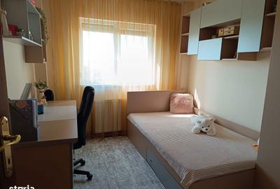 Apartament cu 4 camere decomandat, mobilat în Micălaca - 10
