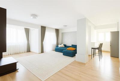 Apartament cu 3 camere decomandat în Nufărul