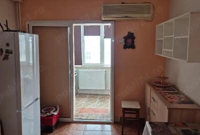 Apartament cu 2 camere decomandat în Gara