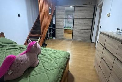 Apartament cu 3 camere decomandat, mobilat în Decebal - 10