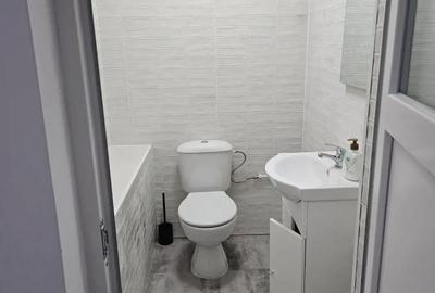 Spațiu comercial, de 80 mp, în Central - 2