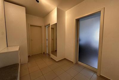 Apartament cu 3 camere decomandat în Avantgarden