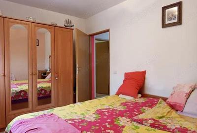 Casă cu 6 camere în Mintia - 3