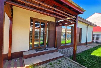 Casă cu 3 camere cu Teren 303 Mp în Central - 26