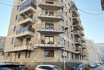 Unirii - Birou modern / Open space + parcare subterană /  1.000 € - 21