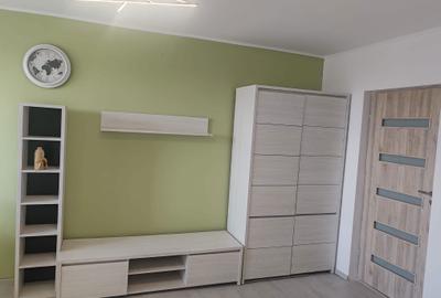 Apartament cu 2 camere semidecomandat în Astra