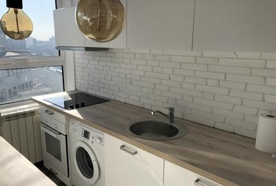 Apartament cu 2 camere decomandat, mobilat în Universitate