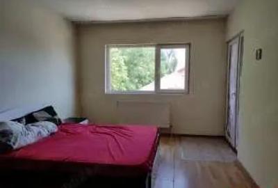 Casă cu Teren 299 Mp în Central - 4