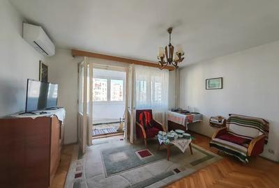 Apartament cu 3 camere semidecomandat, mobilat în Lujerului - 2