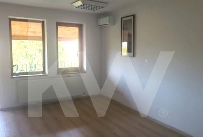 Spatiu de birouri, zona Scoala de Inot, 90mp, 3 camere, hol, 2 bai, terasa - 1