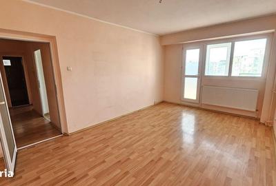 Apartament cu 2 camere în Micro 21