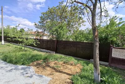Casă cu 3 camere cu Canalizare în Săveni - 34