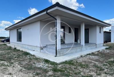 Casă cu 4 camere decomandat cu Teren 500 Mp în Sântandrei - 2
