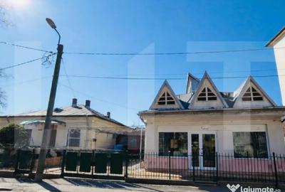 Casă cu 5 camere cu Teren 900 Mp în Central - 2