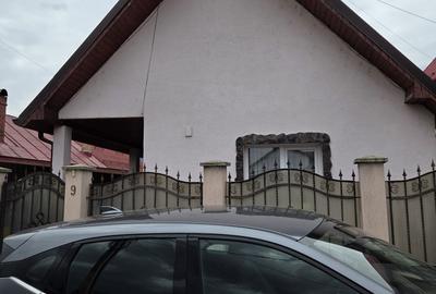 Casă cu 3 camere în Central - 2