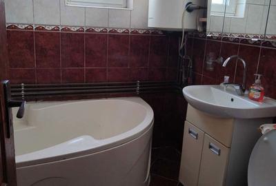 Apartament cu 3 camere decomandat în Central - 1