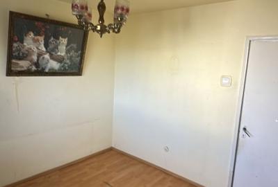 Apartament cu 2 camere semidecomandat, mobilat în Tomis Nord