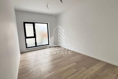 Casa individuala in zona Buziasului, carport - 8