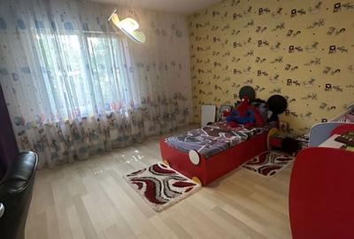 Casă cu 8 camere cu Teren 706 Mp în Cuza Vodă - 12