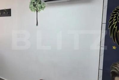 Spațiu comercial, de 73 mp, în Micro 4 - 7
