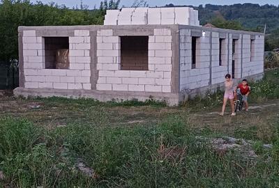 Casă cu 4 camere în Hurezani - 2