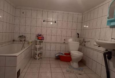 Casă cu 4 camere în Central - 3