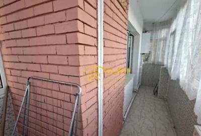 Garsonieră decomandată în Nicolina - 5