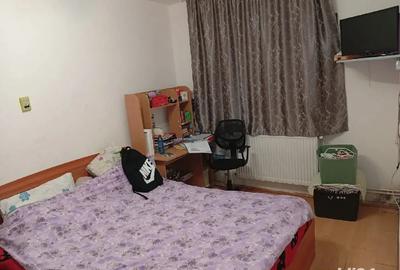 De vanzare apartament 2 camere Uta - 2