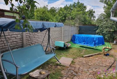 Casa spa?ioasa cu teren generos in Deta - 1