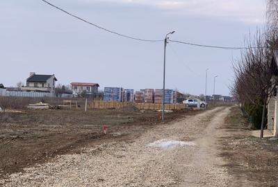 Teren de 1037 mp, în Olteni - 2