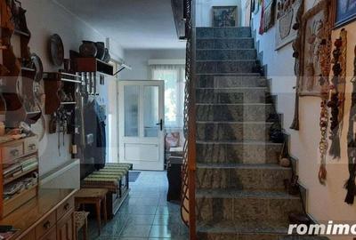 Casă cu 6 camere cu Teren 2145 Mp în Turda