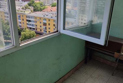 Apartament cu 3 camere decomandat în Central - 3