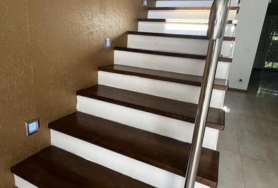 Casă cu 3 camere cu Teren 200 Mp în Grădiște - 3