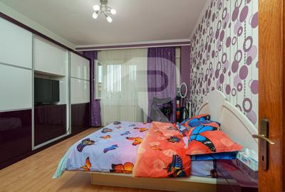 Casa cu teren de 3000 mp - ponton la lac - piscina si casa de oaspeti - 35