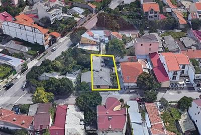 Casa / Vila cu 3 camere de vanzare in zona Stadion