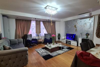 Casă cu 5 camere cu Teren 300 Mp în Mihai Bravu - 1