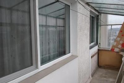 Apartament cu 3 camere decomandat în Micro 39 - 14