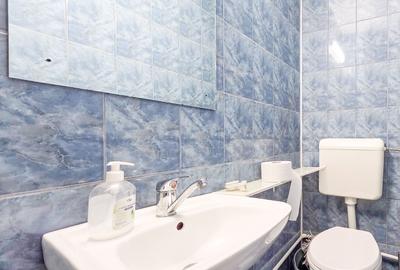 Apartament cu 3 camere decomandat, mobilat în Moinești - 18