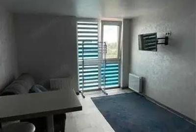 Garsonieră decomandată în Decebal