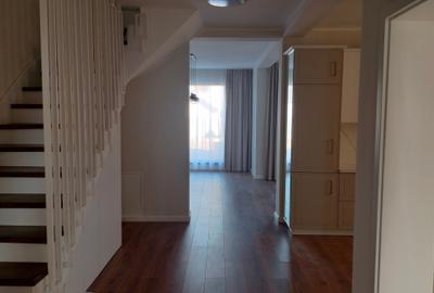 Duplex cu 4 camere cu Canalizare în Moșnița Nouă - 9