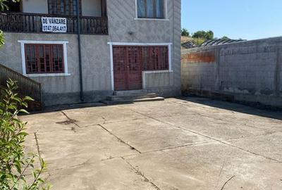 Casă cu 3 camere cu Teren 120 Mp în Central - 3