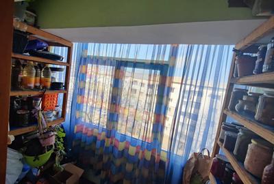 Apartament cu 3 camere în Bârlad