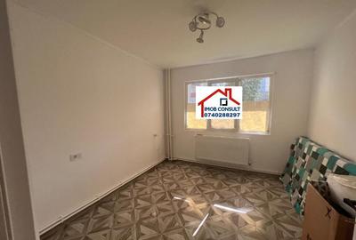 Totul NOU , 3 camere decomandate ,PARTER cod CE 1021 - 4