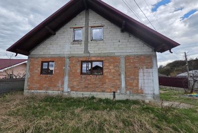 Casă cu 4 camere în Măgura - 5