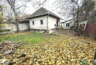 Ocazie ! Casa de vanzare in Hunedoara, zona Draxlmaier. Ideala ptr diverse afaceri. Pret 80000 euro - 10