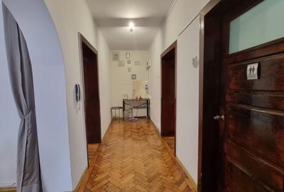 Spațiu comercial, de 100 mp, în Florilor - 4