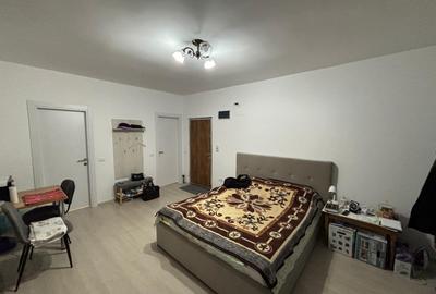 Garsonieră decomandată, mobilată în Vitan