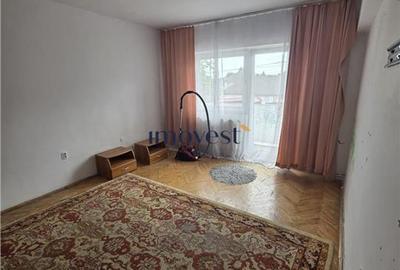 Apartament cu 2 camere decomandat în Micro 17 - 2